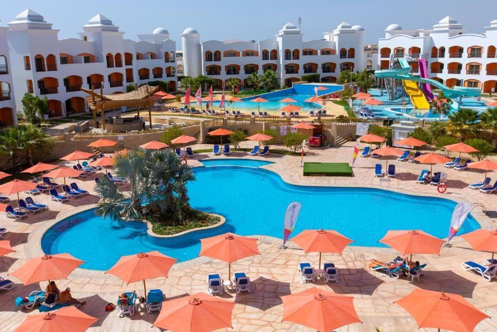 Fun & Sun Naama Waves Hotel